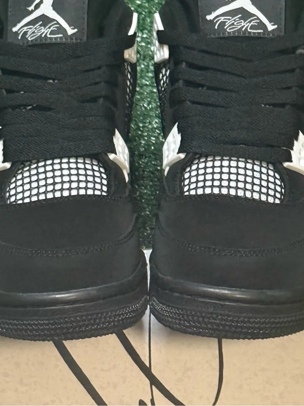 Jordan 4 Retro ‘Thunder’